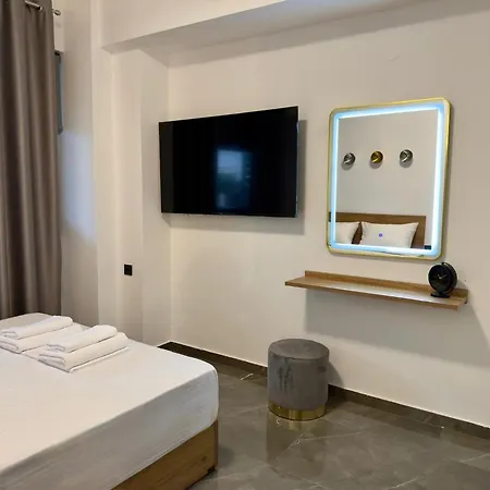 Celine Luxury And מלון *