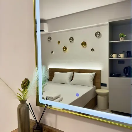 Celine Luxury And Hotell