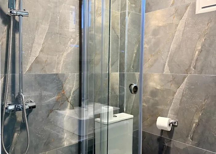 Hotel Celine Luxury And Olympiakí Aktí